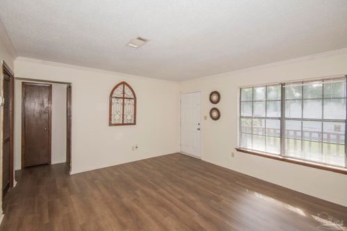 b2-3850 Creighton Rd, Pensacola, FL, 32504-4655 | Card Image