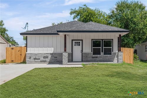 217 Spindletop St, Gatesville, TX, 76528-1733 | Card Image