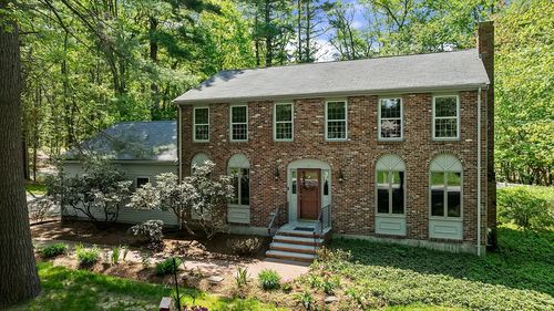 3 Carl Rd, Walpole, MA, 02081-1105 | Card Image