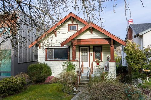 3832 Heather St, Vancouver, BC, V5Z3L3 | Card Image