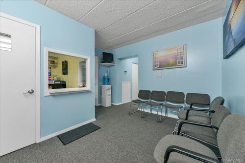ste-1a-75 113th St, Forest Hills, NY, 11375-7229 | Card Image