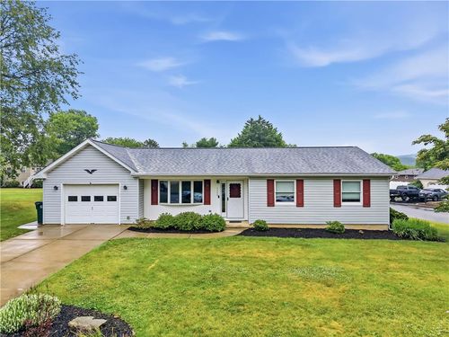 3390 Florian St, Palmer Twp, PA, 18045-5989 | Card Image