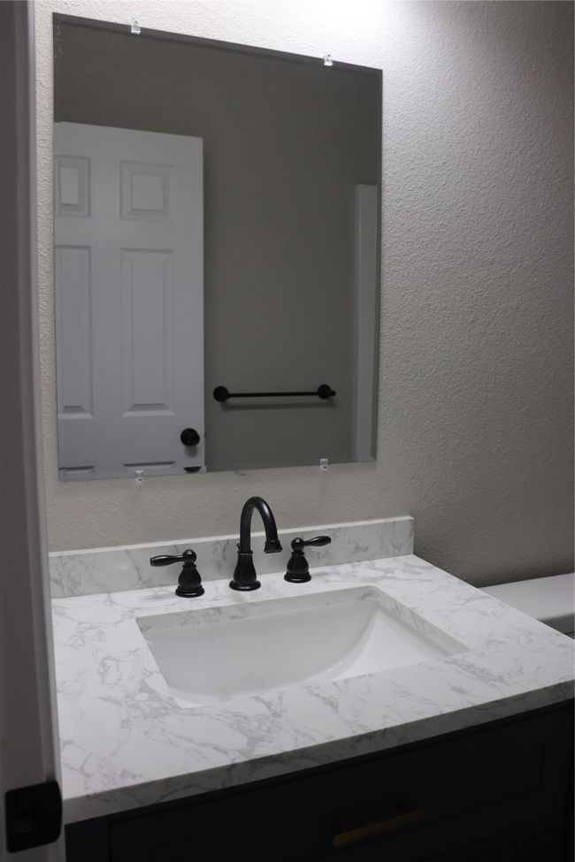 324 W Labadie Ave, House other with 3 bedrooms, 2 bathrooms and null parking in De Leon TX | Image 14