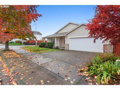 3289 Sw Brixton Ave, House other with 3 bedrooms, 2 bathrooms and 2 parking in Gresham OR | Image 1