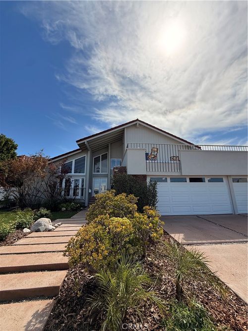 6310 E Vera Crest Dr, Long Beach, CA, 90815-4745 | Card Image
