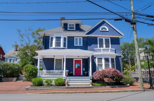 115 Court St, Portsmouth, NH, 03801-4455 | Card Image