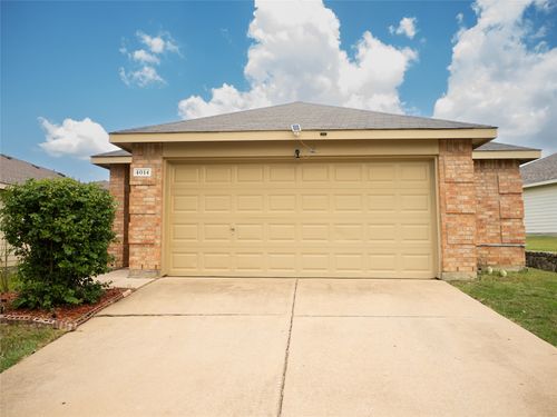 4014 Shawnee Trl, Heartland, TX, 75126-8245 | Card Image