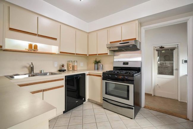 3537 Addison St, House other with 3 bedrooms, 2 bathrooms and 4 parking in San Diego CA | Image 16