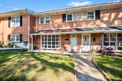 7847 N Nordica Avenue, Townhouse with 3 bedrooms, 2 bathrooms and 2 parking in Niles IL | Image 1