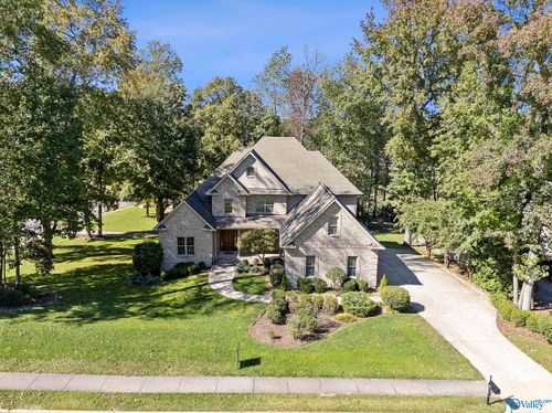 240 Wedgewood Terrace Rd, Madison, AL, 35757-8912 | Card Image