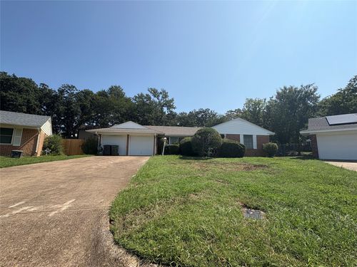 905 Pontiac Ct, Arlington, TX, 76013-1548 | Card Image