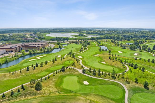 Welcome to the beautiful city of Shakopee! Golfers don't have to go far for premiere golf courses. | Image 25