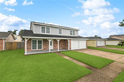 3844 Redbud Ln, Harvey, LA, 70058-2139 | Card Image