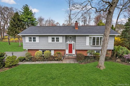 20 Prides Xing, New City, NY, 10956-6233 | Card Image