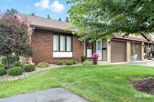 5142 Ridgeview Dr, Hudsonville, MI, 49426-1751 | Card Image