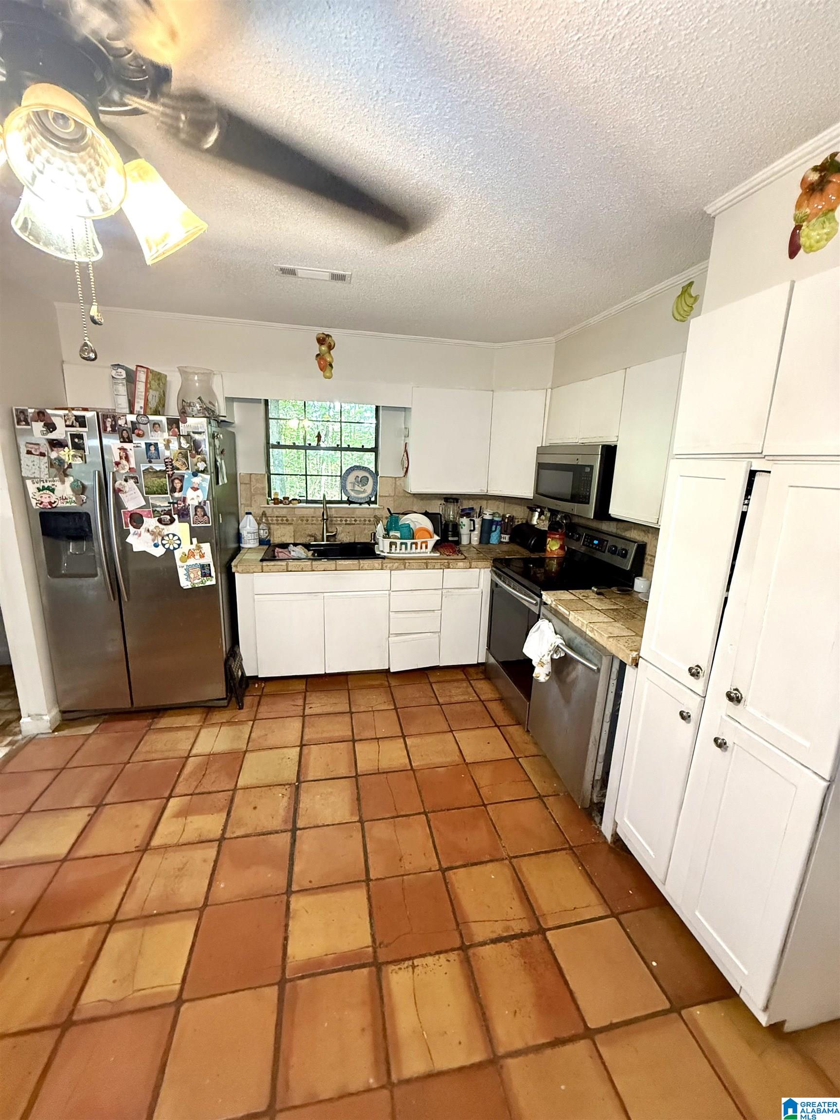 Residential in CENTER POINT 5