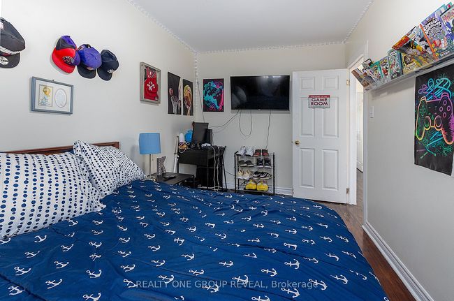 839 Modlin Rd, House attached with 5 bedrooms, 3 bathrooms and 3 parking in Pickering ON | Image 19