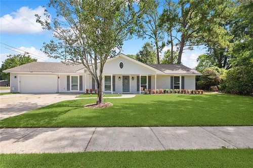 8915 Nolen Dr, Baton Rouge, LA, 70810-2708 | Card Image