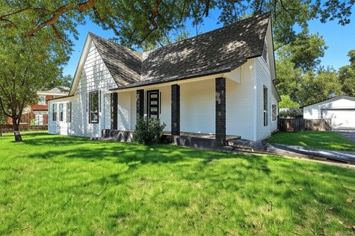 605 N Main St, Winnsboro, TX, 75494-2529 | Card Image