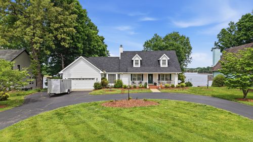 686 Bluff Dr, Winchester, TN, 37398 | Card Image