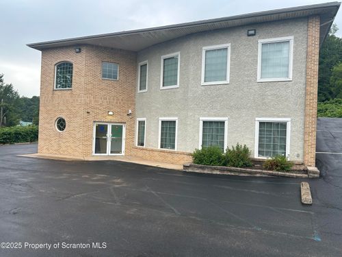 105 Layton Rd, South Abington Township, PA, 18411-9376 | Card Image