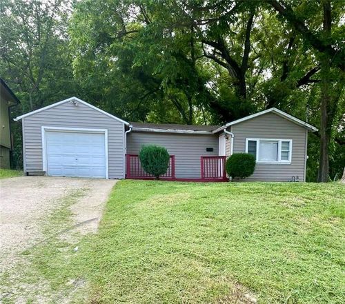 4216 Cypress Ave, Kansas City, MO, 64130-1534 | Card Image