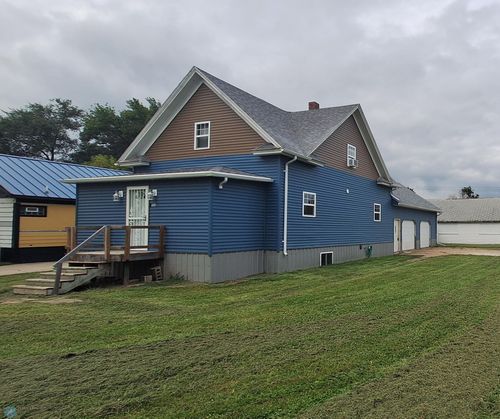 721 2nd St N, Ellendale, ND, 58436-7201 | Card Image