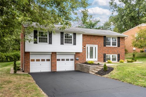 1315 Old Meadow Rd, Upper St. Clair, PA, 15241-3425 | Card Image