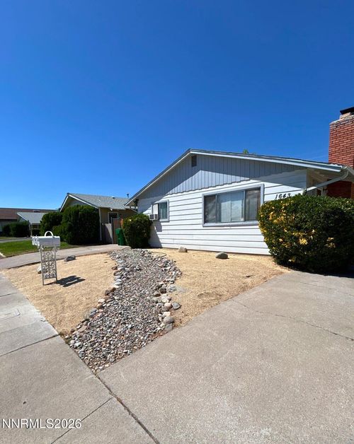 1643 Lakeside Dr, Reno, NV, 89509-3408 | Card Image