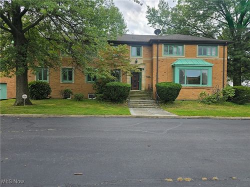 2475 N Taylor Rd, Cleveland Heights, OH, 44118-1344 | Card Image