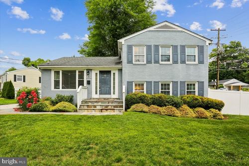 3801 Denfeld Ave, KENSINGTON, MD, 20895-1604 | Card Image