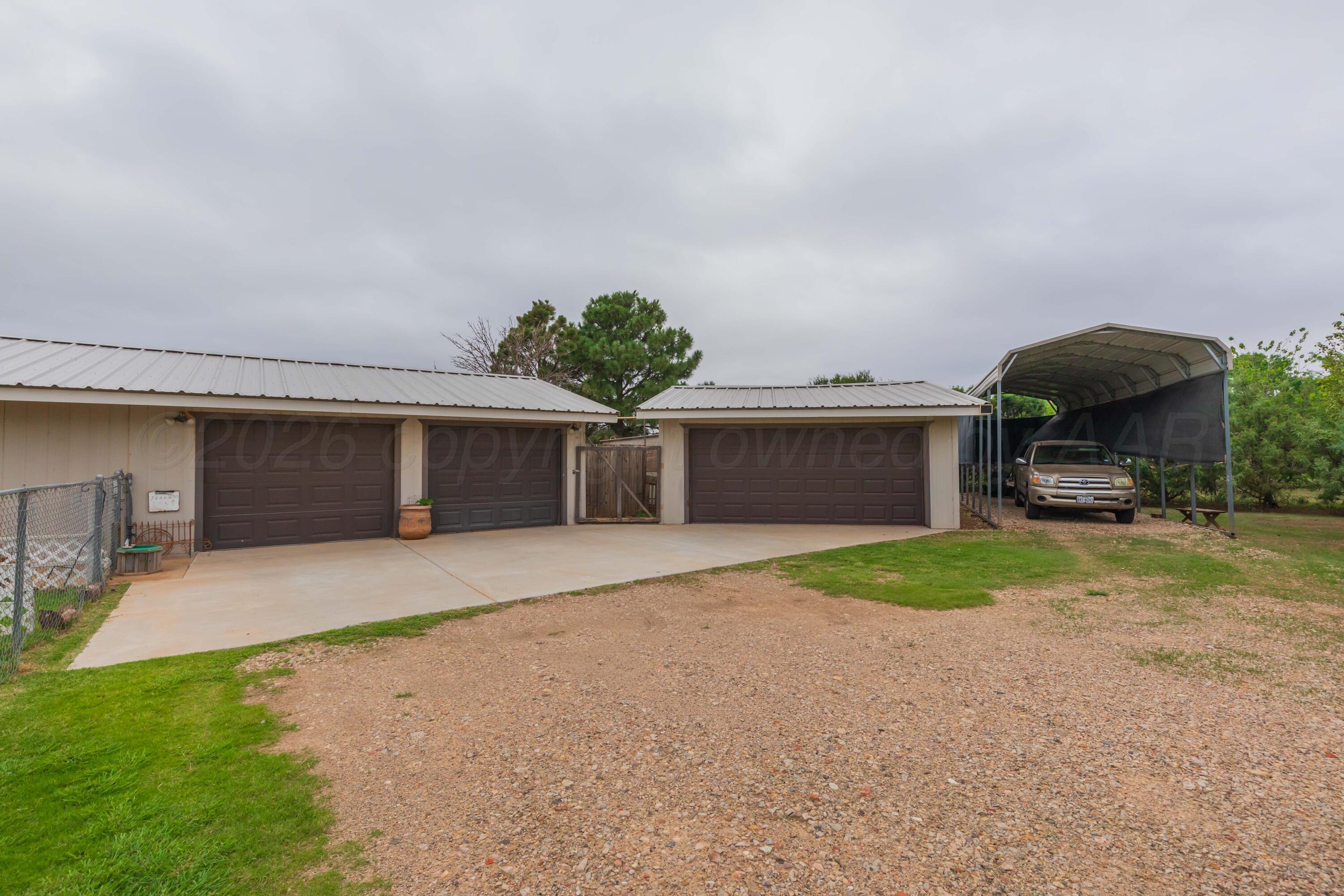 Residential in Canyon