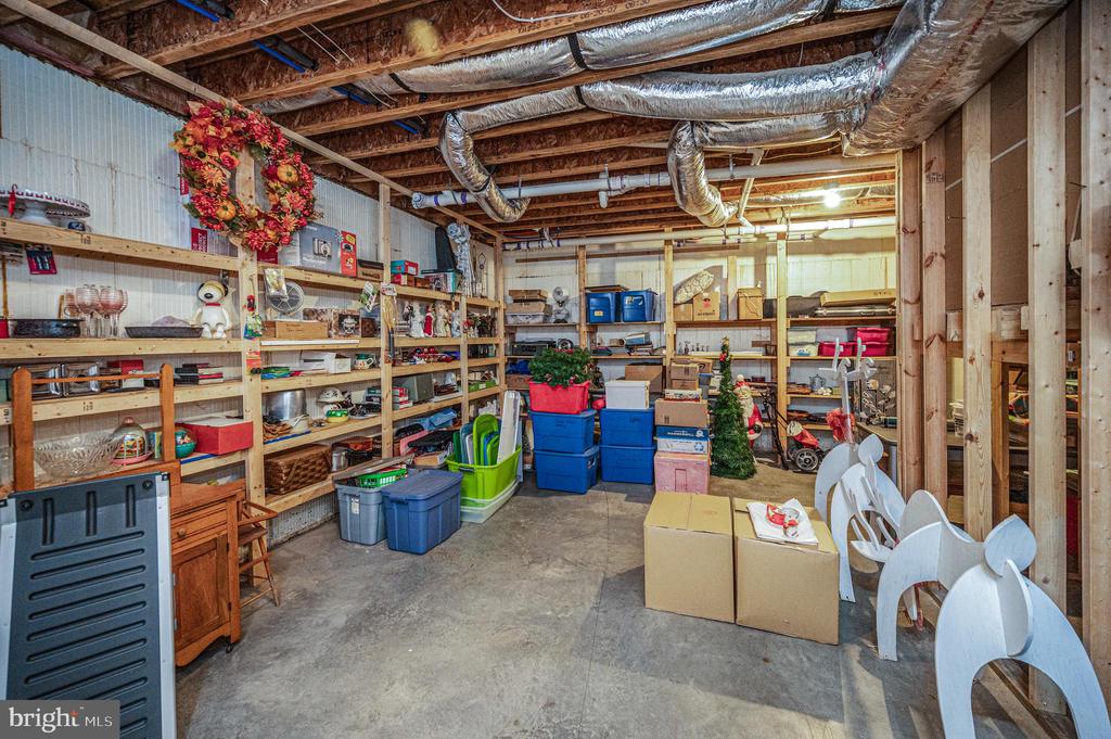 Residential in GORDONSVILLE 5