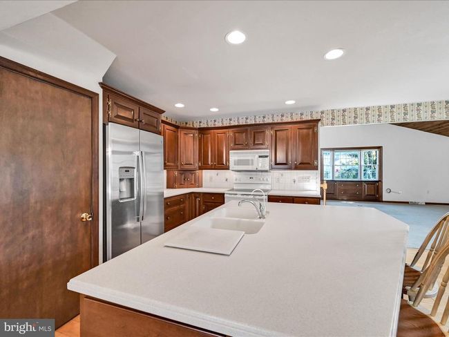 112 Eric Ave, House other with 3 bedrooms, 3 bathrooms and null parking in Shillington PA | Image 12