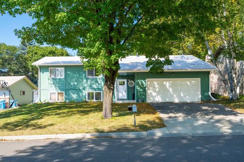 739 12th St N, Sauk Rapids, MN, 56379-2317 | Card Image