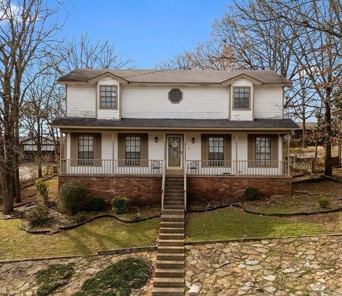 52 Dove Creek Cir, North Little Rock, AR, 72116-6402 | Card Image