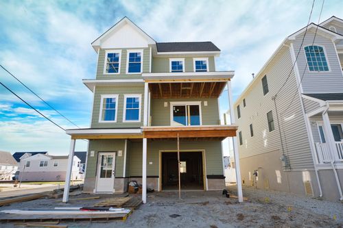 646 W Pine Ave, West Wildwood, NJ, 08260-2159 | Card Image