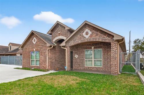 213 W Jackson Ave, Pasadena, TX, 77506-2007 | Card Image