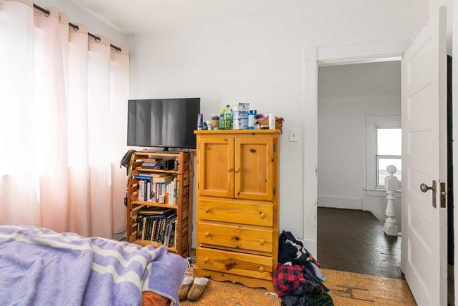 527 20 Avenue Sw, House other with 3 bedrooms, 1 bathrooms and 1 parking in Calgary AB | Image 24