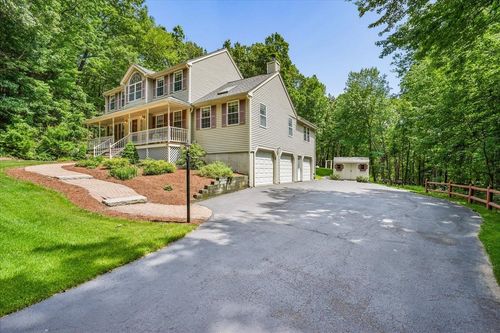 56 Patriot Rd, Tyngsboro, MA, 01879-2386 | Card Image