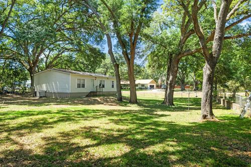 250 Grand Avenue, MASARYKTOWN, FL, 34604 | Card Image