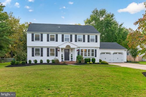 5 Schoolhouse Dr, MEDFORD, NJ, 08055-9218 | Card Image