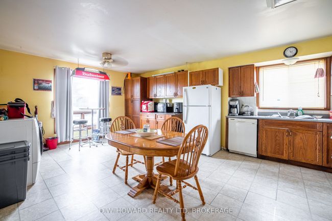4201 Fox Rd, House other with 3 bedrooms, 2 bathrooms and 10 parking in Stevensville ON | Image 6