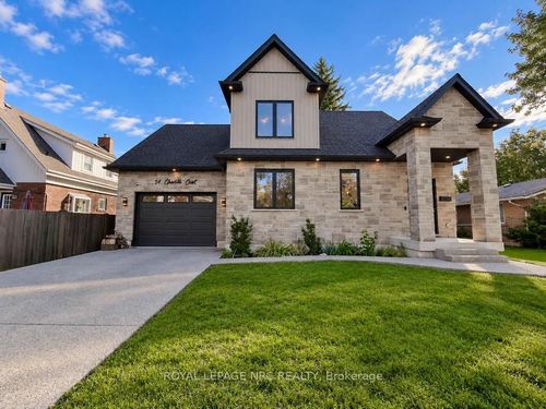 14 Charlotte Crt, Welland, ON, L3C1P5 | Card Image