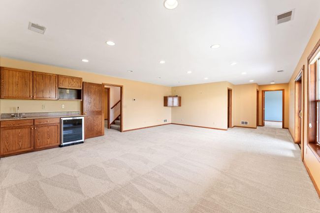 9946 Wellington Ln, Townhouse with 4 bedrooms, 3 bathrooms and null parking in Woodbury MN | Image 35