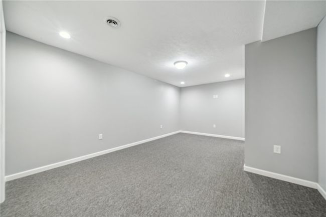 718 Filbert Heights Rd, House other with 3 bedrooms, 2 bathrooms and 2 parking in New Salem PA | Image 38