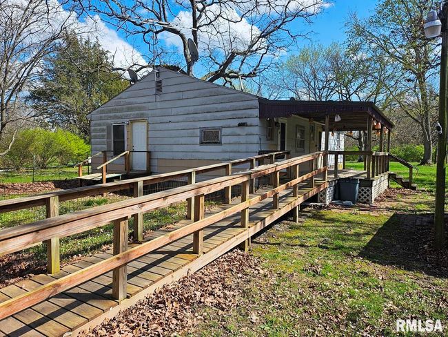 13973 Halliday Rd, Home with 2 bedrooms, 1 bathrooms and null parking in Plainview IL | Image 17
