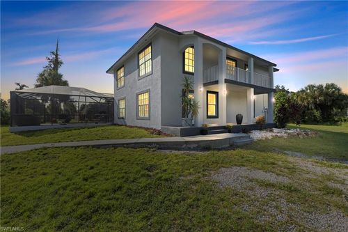 781 20th St Ne, Naples, FL, 34120-3624 | Card Image