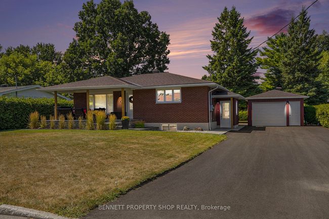 1476 Maxime St, House other with 3 bedrooms, 2 bathrooms and 11 parking in Gloucester ON | Image 31