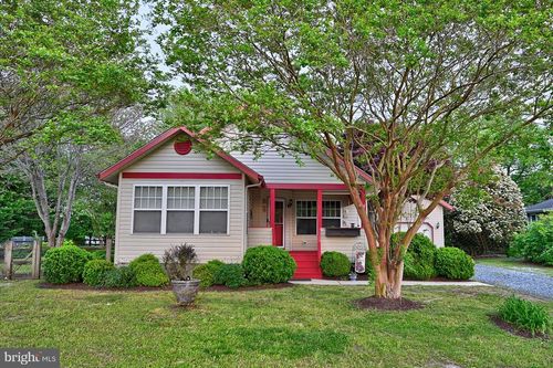 24 Assawoman Ave, OCEAN VIEW, DE, 19970-9296 | Card Image
